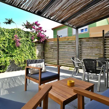 Galihost - Preciosa Casa En Playa De Razo