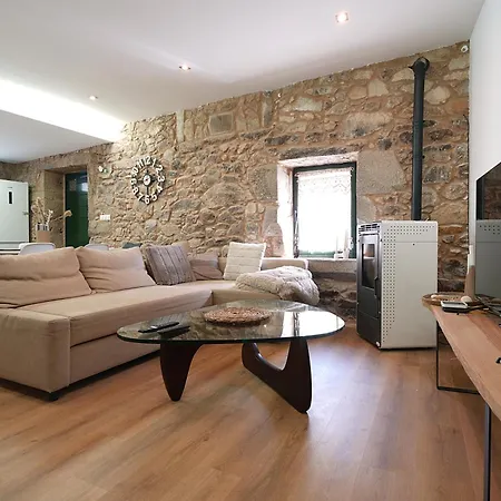 Preciosa Casa En Playa De Razo