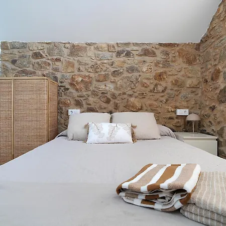 Galihost - Preciosa Casa En Playa De Razo * Carballo
