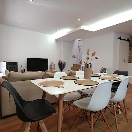 펜션 Galihost - Preciosa Casa En Playa De Razo *